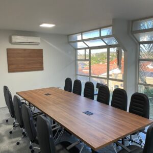 MESA DE REUNIAO P-12 A 14
