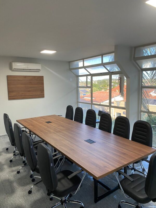 MESA DE REUNIAO P-12 A 14